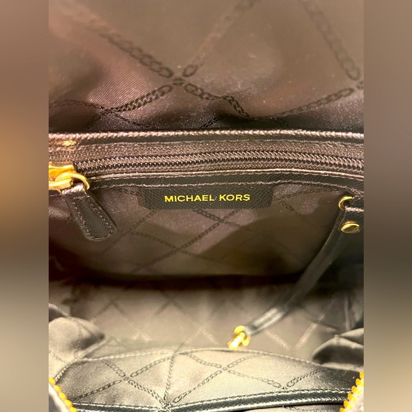 Michael Kors Backpack & Wristlet - Picture 3 of 9